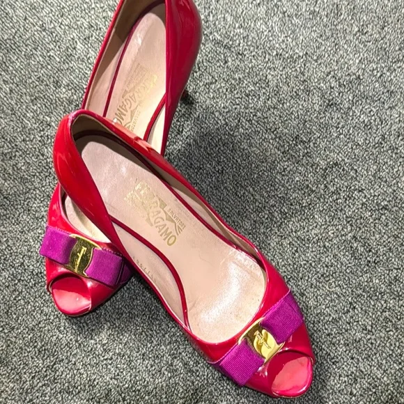 Salvatore Ferragamo hotPink and Purple Heels with Gold Detail - Picture 1 of 11